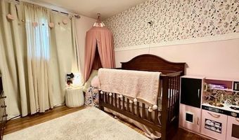 204 S 5th St E, Aurora, MN 55705