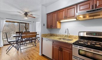 109 Peddlars Dr 109, Branford, CT 06405