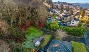 836 33RD St, Astoria, OR 97103