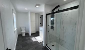 100 8th St, Adair, IA 50002