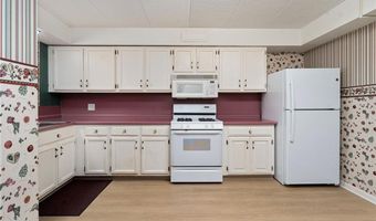 143 Hoffman Ave 109, Cranston, RI 02920
