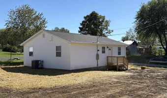 112 W Second St, Birdseye, IN 47513