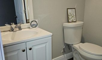 2548 Bryn Mawr Ave, Biloxi, MS 39531