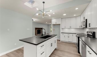 2440 Red Fox Run NW, Acworth, GA 30101