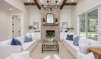 13 Woods Ln, Beaufort, SC 29907