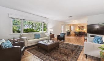 6916 PACIFIC Ln, Annandale, VA 22003