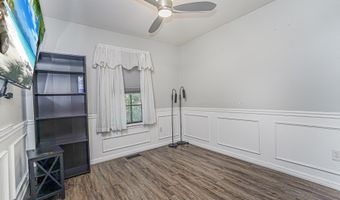 195 Kinnoll Hill Ct, Aberdeen, NJ 07747