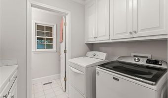 2986 Mornington Dr NW, Atlanta, GA 30327