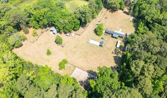18 Quiet Cove Way, Beaufort, SC 29907