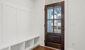 3511 Hawks Creek Dr, Apison, TN 37302