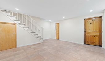 441 21ST St NE B, Washington, DC 20002
