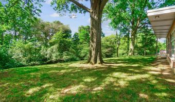 8389 Arborcrest Dr, Amberley, OH 45236