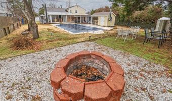 48 W BOLTON Ave, Absecon, NJ 08201
