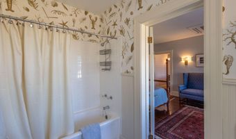 18 Bayside Dr, Belfast, ME 04915