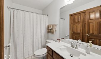 1918 Thistle Ct, Avon, IN 46123