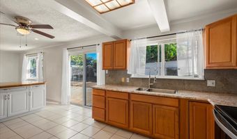 460 Kinaole Cir, Kihei, HI 96753
