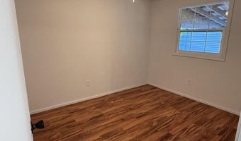 466 E Maple St, Berne, IN 46711