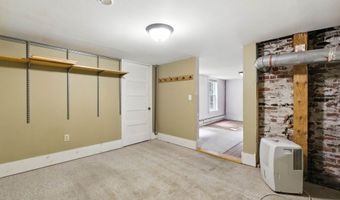 206 Lewis Hill Rd, Bethlehem, NH 03574