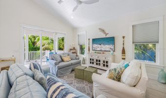 418 MAGNOLIA Ave, Anna Maria, FL 34216