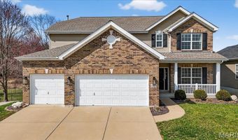 1464 Red Oak Plantation Dr, Ballwin, MO 63021