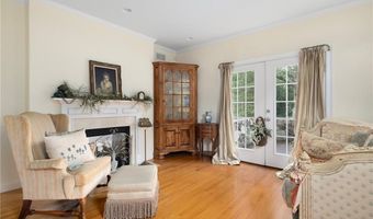 150 Delta Dr, North Kingstown, RI 02874