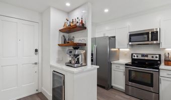 3950 Kalai Waa St C202, Kihei, HI 96753