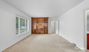 955 Hickory Nut St, Charlotte, NC 28205