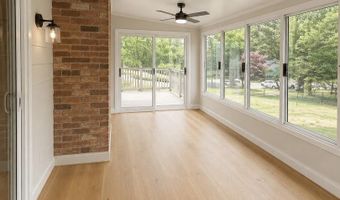 1354 MOYER Rd, Annapolis, MD 21403