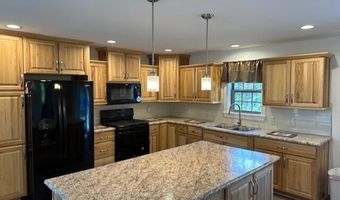 21 Pioneer Way, Aurora, ME 04408