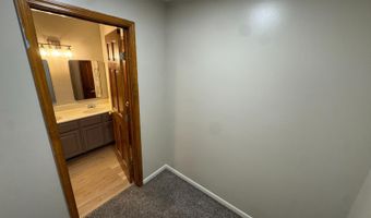 6954 Bridges Rd, Anderson Twp., OH 45230
