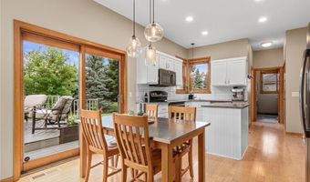 13954 Flagstaff Ct, Apple Valley, MN 55124