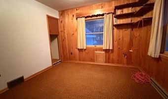 17 Ash Blvd, Babbitt, MN 55706