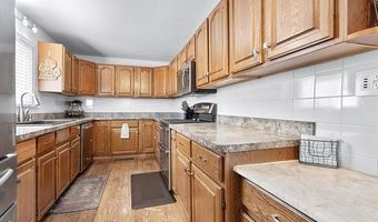 14903 Harrison Ave, Allen Park, MI 48101