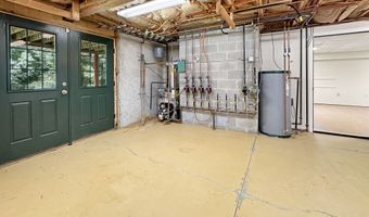 290 Buckley Rd, Colchester, CT 06415