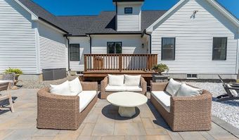 61 Beecher Rd, Brooklyn, CT 06234