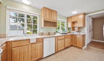 13122 SW 17TH St, Beaverton, OR 97008