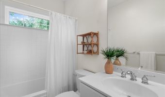 11 BURR HILL Dr, Berlin, MD 21811