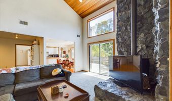 3122 St Louis Rd, Arcata, CA 95521