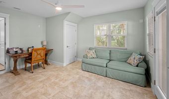 704 GLADIOLUS St, Anna Maria, FL 34216