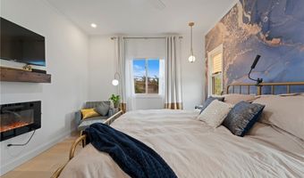 1610 Ellsmere, Los Angeles, CA 90019