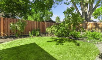 16808 NW YORKTOWN Dr, Beaverton, OR 97006