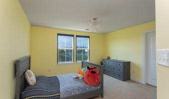 41 Gina Dr, Allentown, NJ 08501