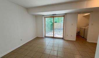 68 VILLAGE Dr, Dover, DE 19904