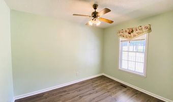 427 Muscadine Trl, Baskerville, VA 23915