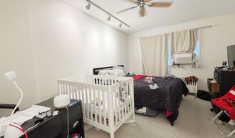 39 W 9TH St 2nd floor, Bayonne, NJ 07002