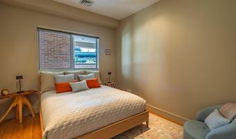 35 Cherry St 302, Burlington, VT 05401