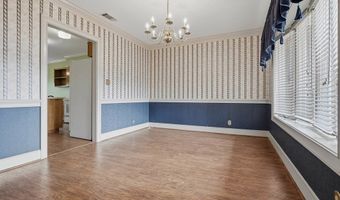 2401 Tuxedo Pl, Albany, GA 31707
