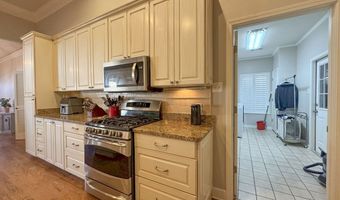 204 Piccadilly, Batesville, MS 38606