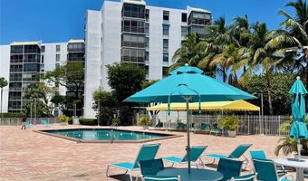 20400 W Country Club Dr 608, Aventura, FL 33180