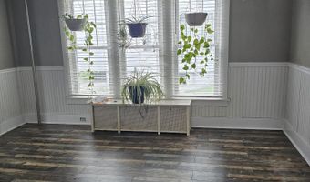35 McClellan Ave, Amsterdam, NY 12010